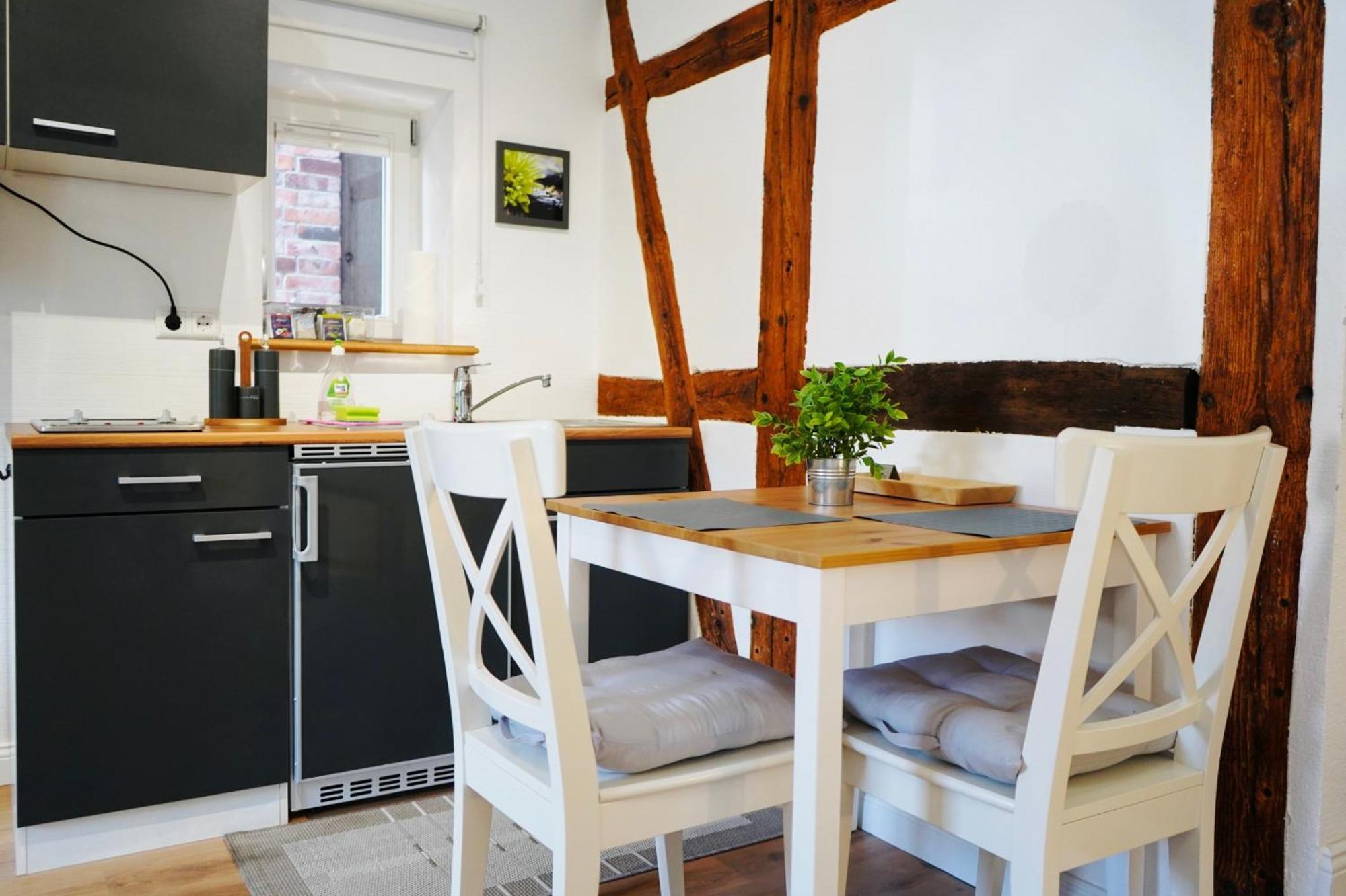 Altstadt Apartment II - Terrasse- Waschmaschine- Parkplatz Wolfsburg Eksteriør bilde